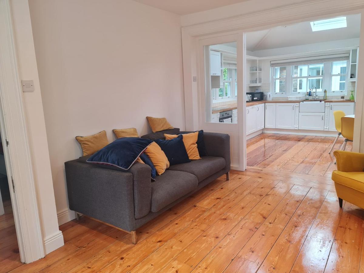 Shelbourne Cottages Дублин Экстерьер фото